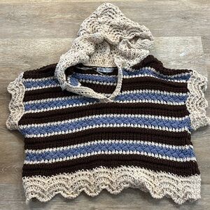 Women’s short sleeve sweater